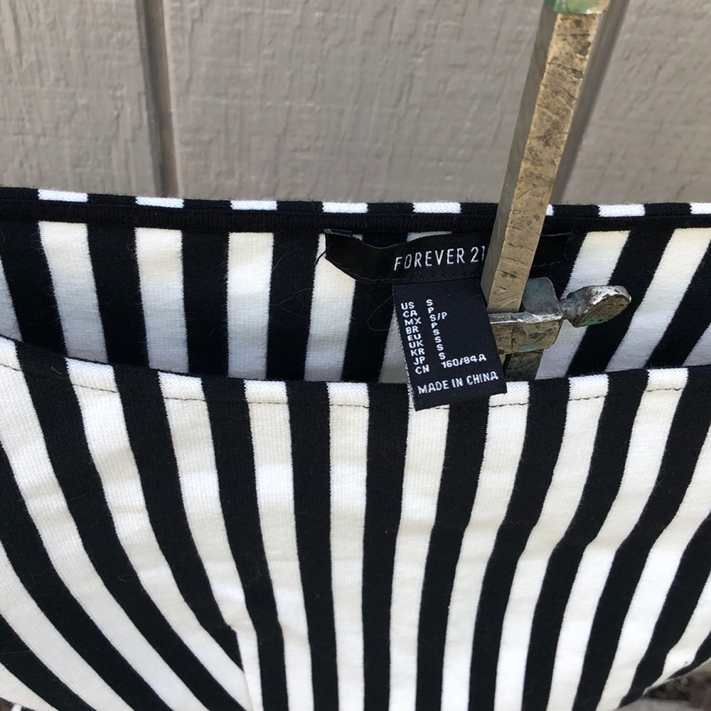 Striped flared shirt - Picture 2 of 4